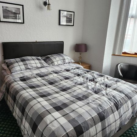 Queens Guest House ビーストン エクステリア 写真