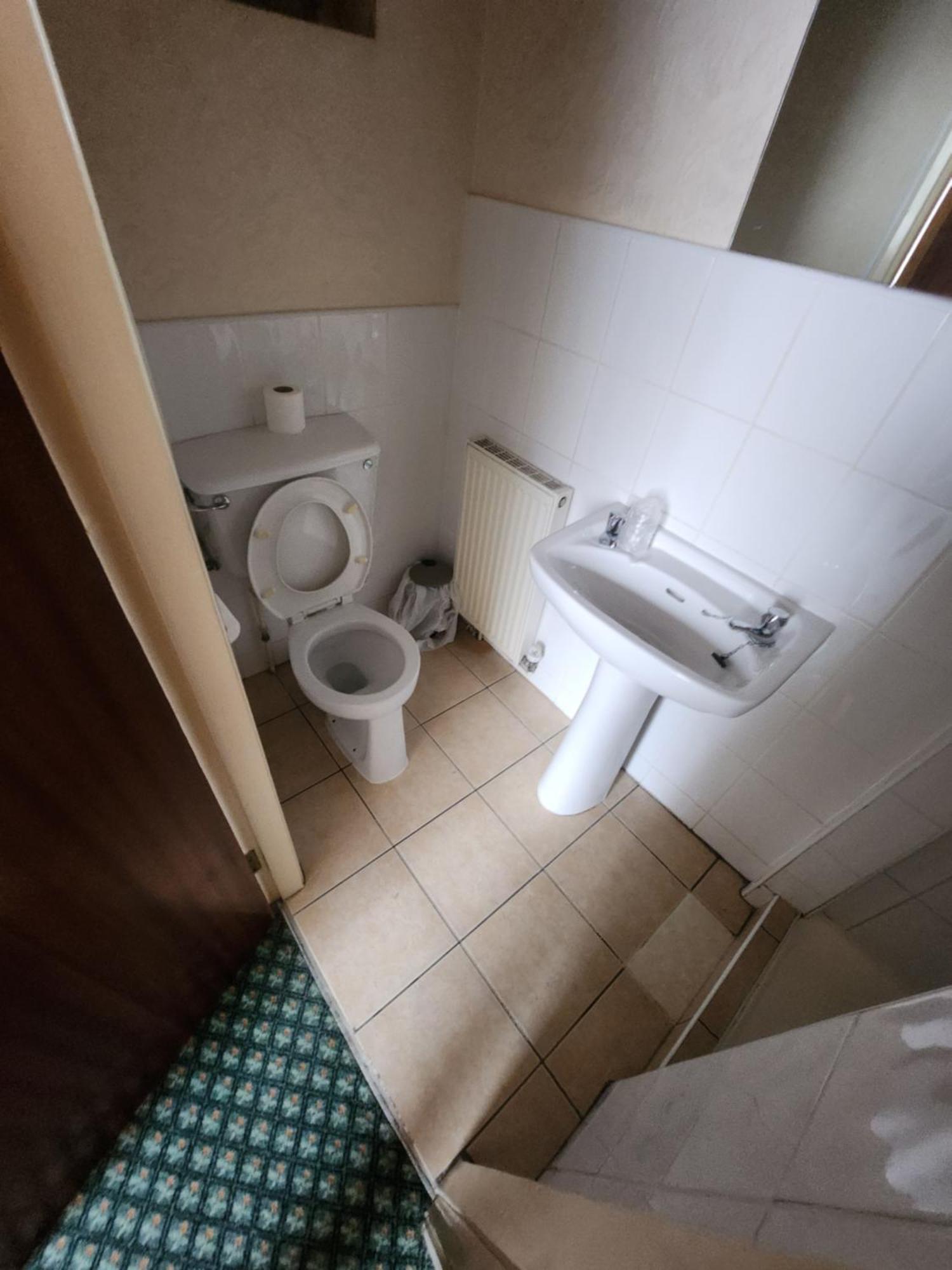 Queens Guest House ビーストン エクステリア 写真