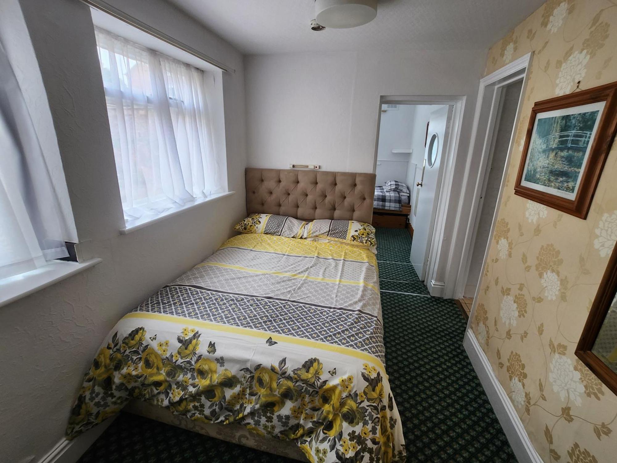 Queens Guest House ビーストン エクステリア 写真